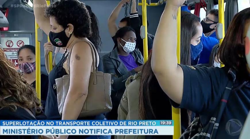 Ministério Público notifica prefeitura por superlotação no transporte coletivo de Rio Preto