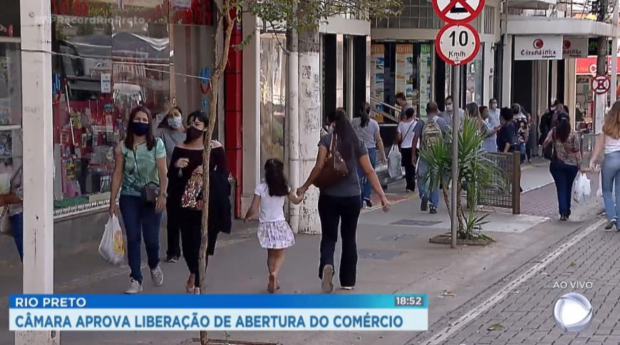 Cà¢mara aprova projeto de liberação de abertura do comércio em qualquer dia e horário, em Rio Preto