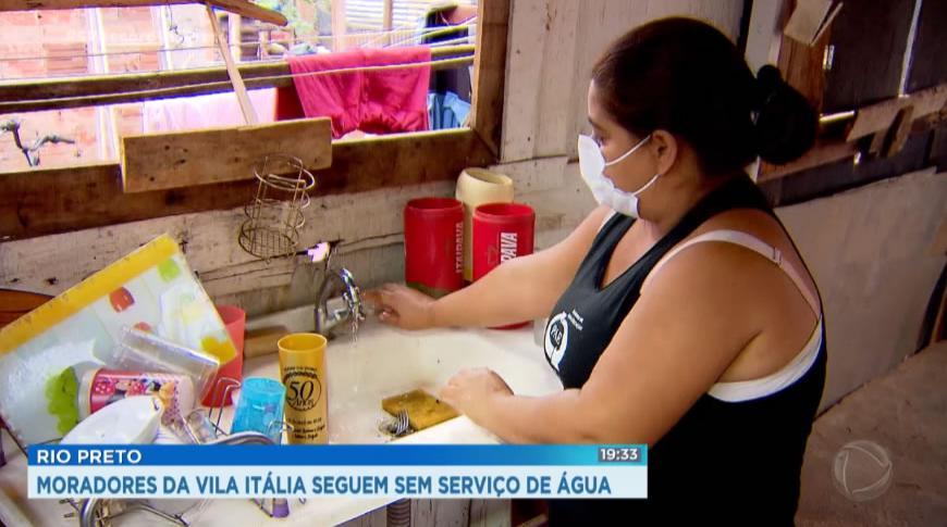 Moradores da Vila Itália seguem sem serviço de água