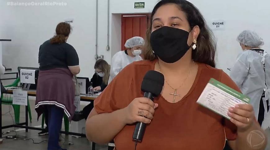 Vacinação de professores em Rio Preto atraiu centenas de profissionais
