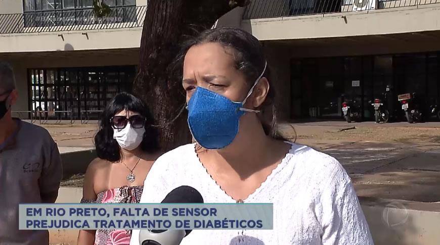 Sensor que mede e injeta insulina em diabéticos há meses está em falta, em Rio Preto