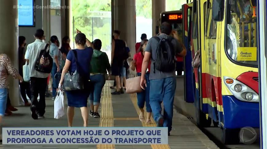 Vereadores votam projeto que prorroga a concessão do transporte em Rio Preto