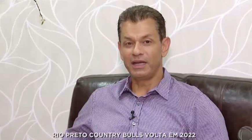 Record Entrevista conversa com Paulo Emílio sobre  o Rio Preto Country Bulls que voltará  em 2022