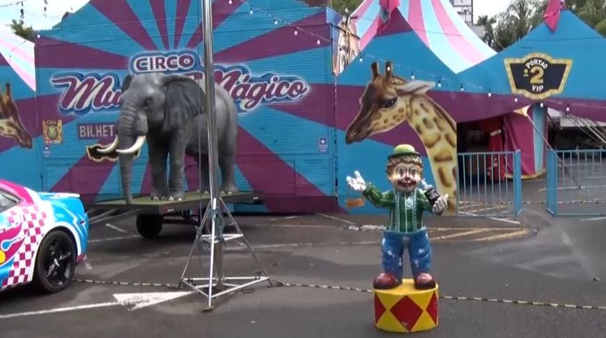 Circo Mundo Mágico estreia em Prudente
