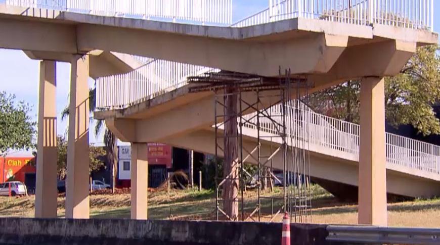 Moradores de Mirassol pedem por recuperação de passarela