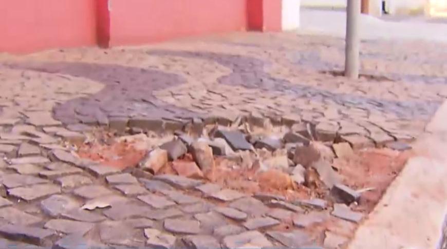População enfrenta dificuldades ao utilizar calçadas em Rio Preto